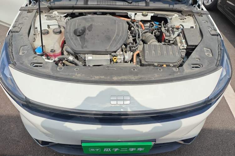 Used Geely Galaxy L6 2024 125km PLUS Dragon Edition Engine Bay