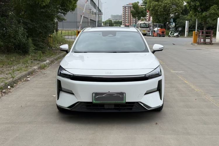 Used Geely Galaxy L6 2024 125km PLUS Dragon Edition Exterior 1