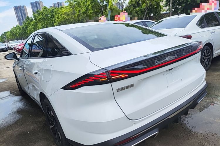 Used Geely Galaxy L6 2024 60km PLUS Dragon Edition Exterior 2