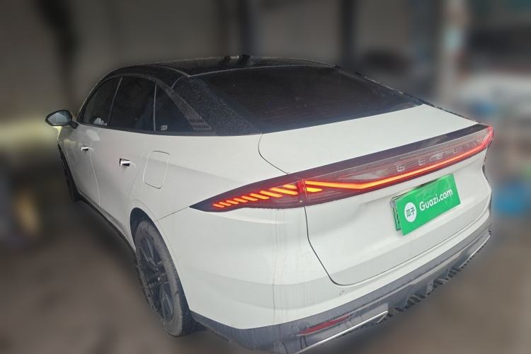Used Geely Galaxy L6 2024 125km PLUS Dragon Edition Exterior 3
