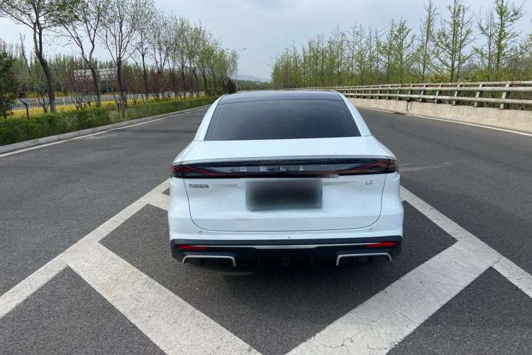 Used Geely Galaxy L6 2024 125km Creative Edition Exterior 4