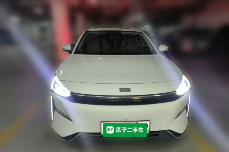 Used Geely Galaxy L6 2024 125km PLUS Dragon Edition Front