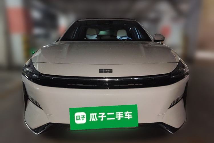 Used Geely Galaxy L6 2024 125km PLUS Dragon Edition Front