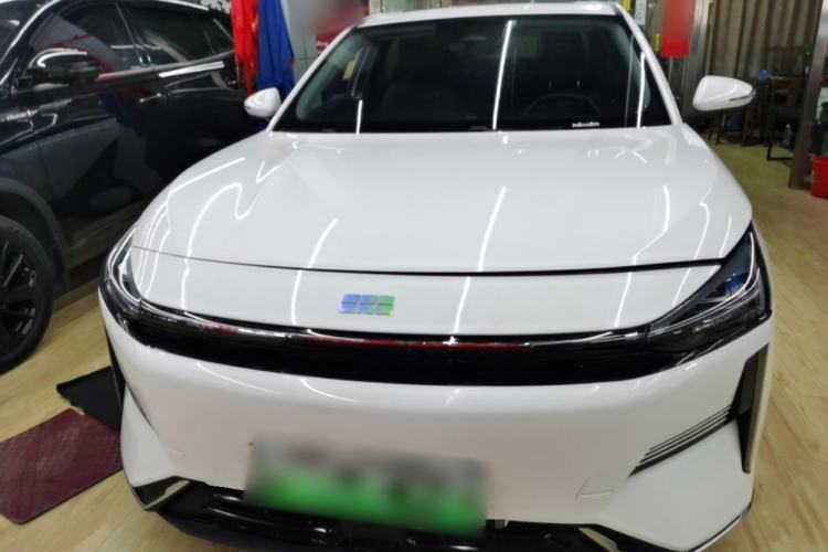 Used Geely Galaxy L6 2024 125km PLUS Dragon Edition Front