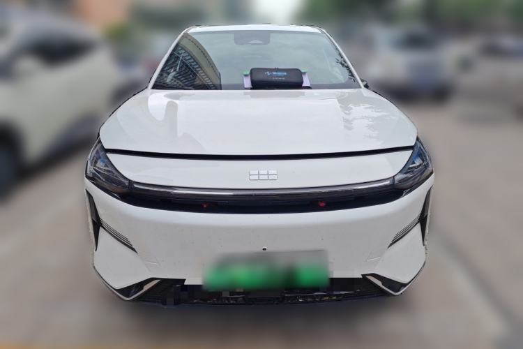 Used Geely Galaxy L6 2024 125km PLUS Dragon Edition Front