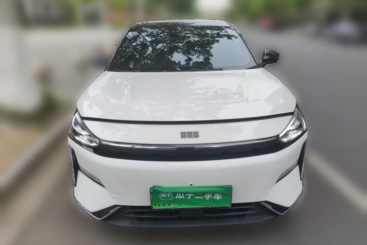 Used Geely Galaxy L6 2024 125km PLUS Dragon Edition Front