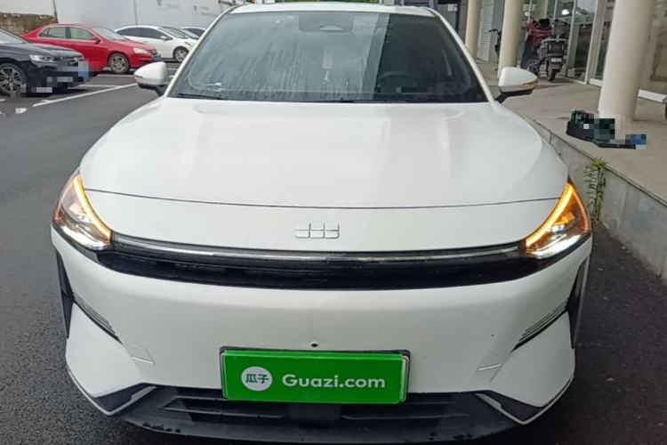 Used Geely Galaxy L6 2024 125km PLUS Dragon Edition Front