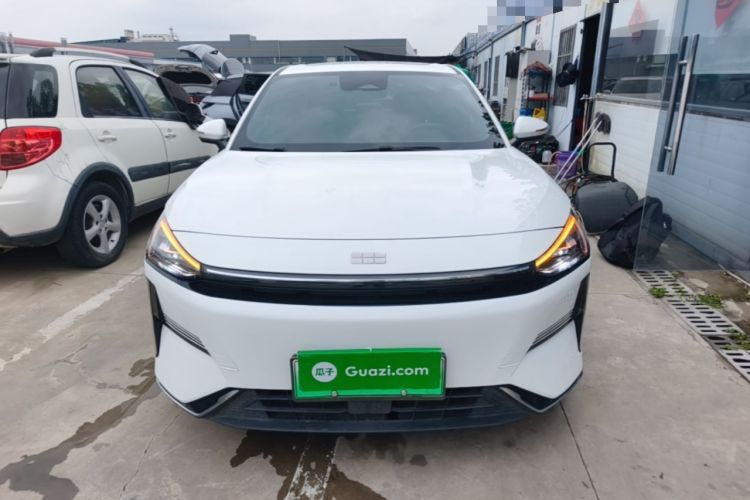 Used Geely Galaxy L6 2024 125km PLUS Dragon Edition Front