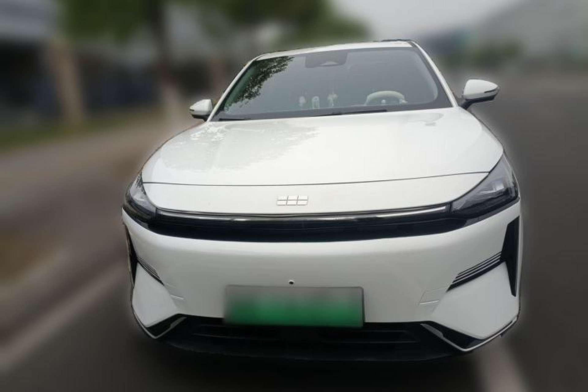 Used Geely Galaxy L6 2024 125km PLUS Dragon Edition Front