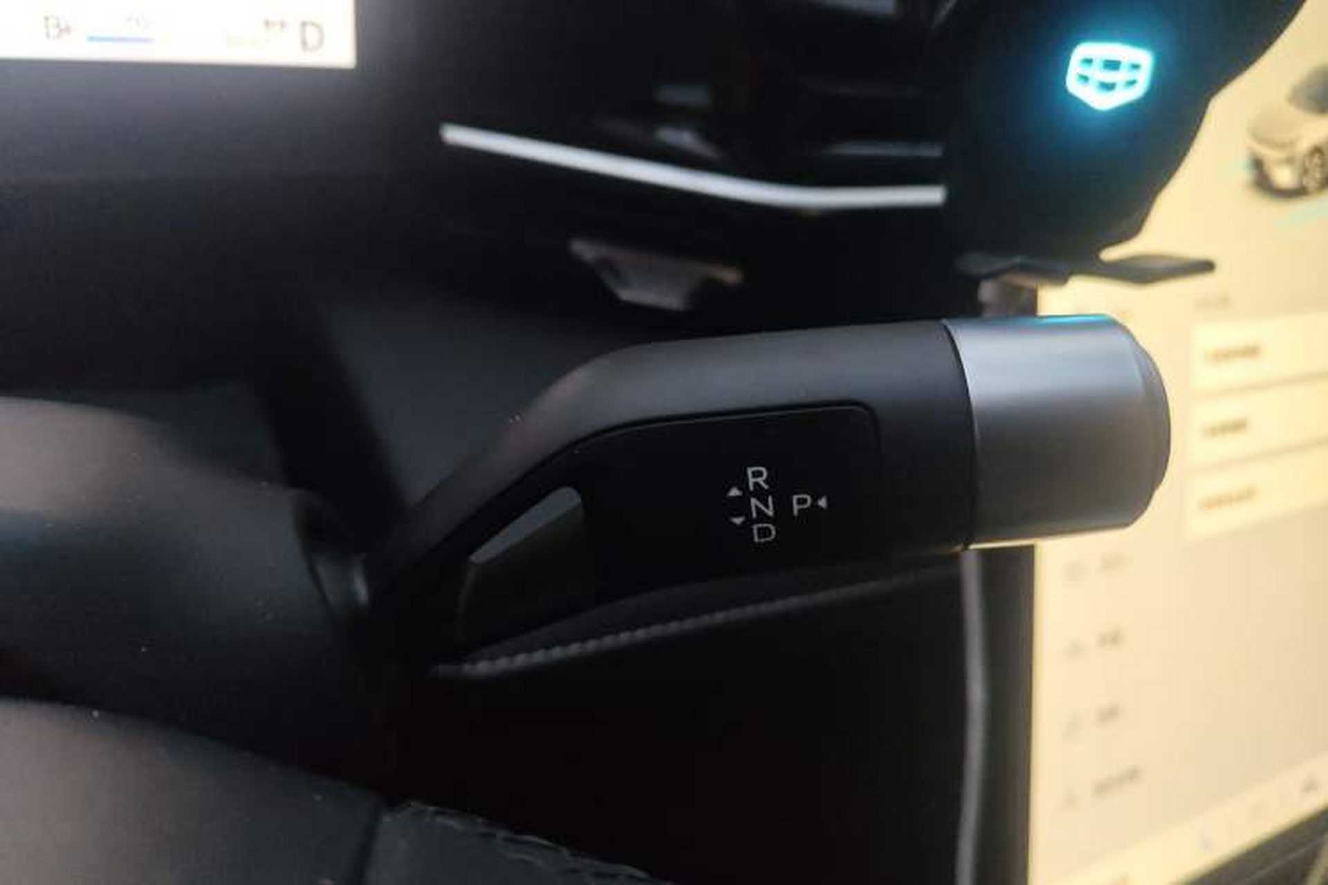 Used Geely Galaxy L6 2024 125km PLUS Dragon Edition Gear Lever
