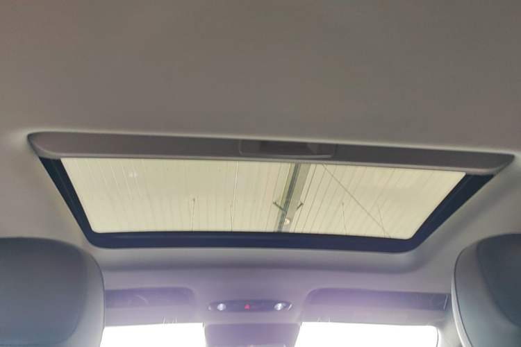 Used Geely Galaxy L6 2024 125km PLUS Dragon Edition Headliner