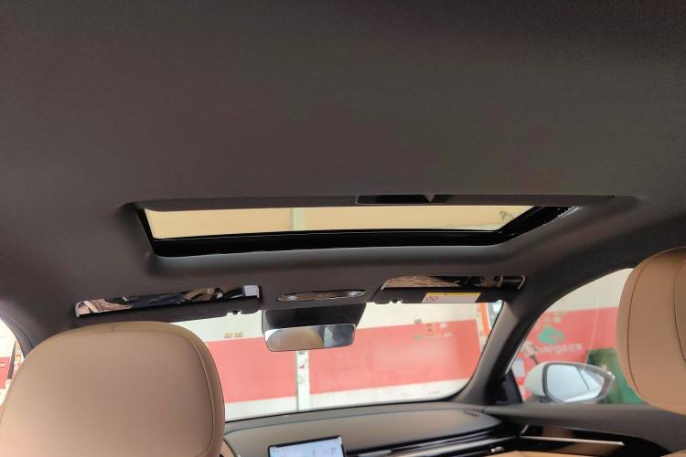 Used Geely Galaxy L6 2024 125km PLUS Dragon Edition Headliner