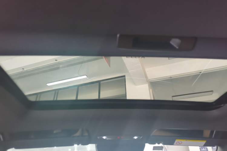 Used Geely Galaxy L6 2024 125km PLUS Dragon Edition Headliner