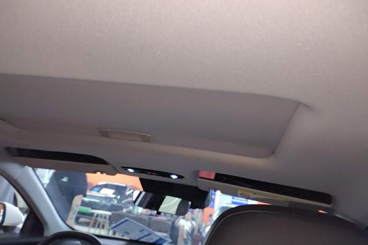 Used Geely Galaxy L6 2024 125km PLUS Dragon Edition Headliner