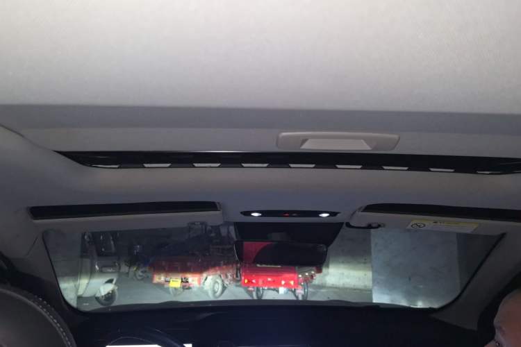 Used Geely Galaxy L6 2024 125km PLUS Dragon Edition Headliner