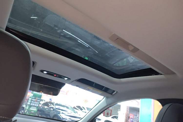Used Geely Galaxy L6 2024 125km PLUS Dragon Edition Headliner