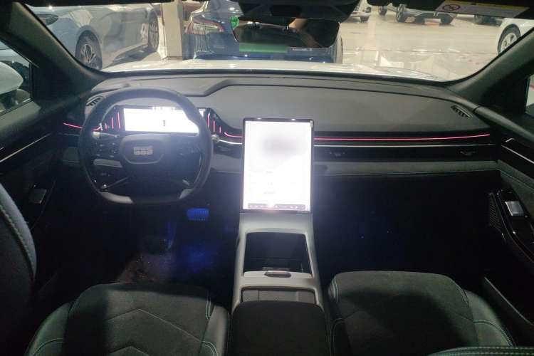 Used Geely Galaxy L6 2024 125km Creative Edition Interior 2