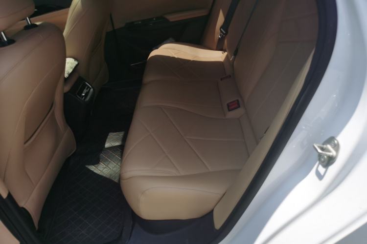 Used Geely Galaxy L6 2024 125km PLUS Dragon Edition Interior 4