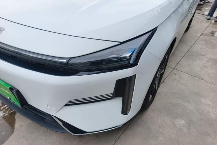 Used Geely Galaxy L6 2024 125km PLUS Dragon Edition Left Front Headlight