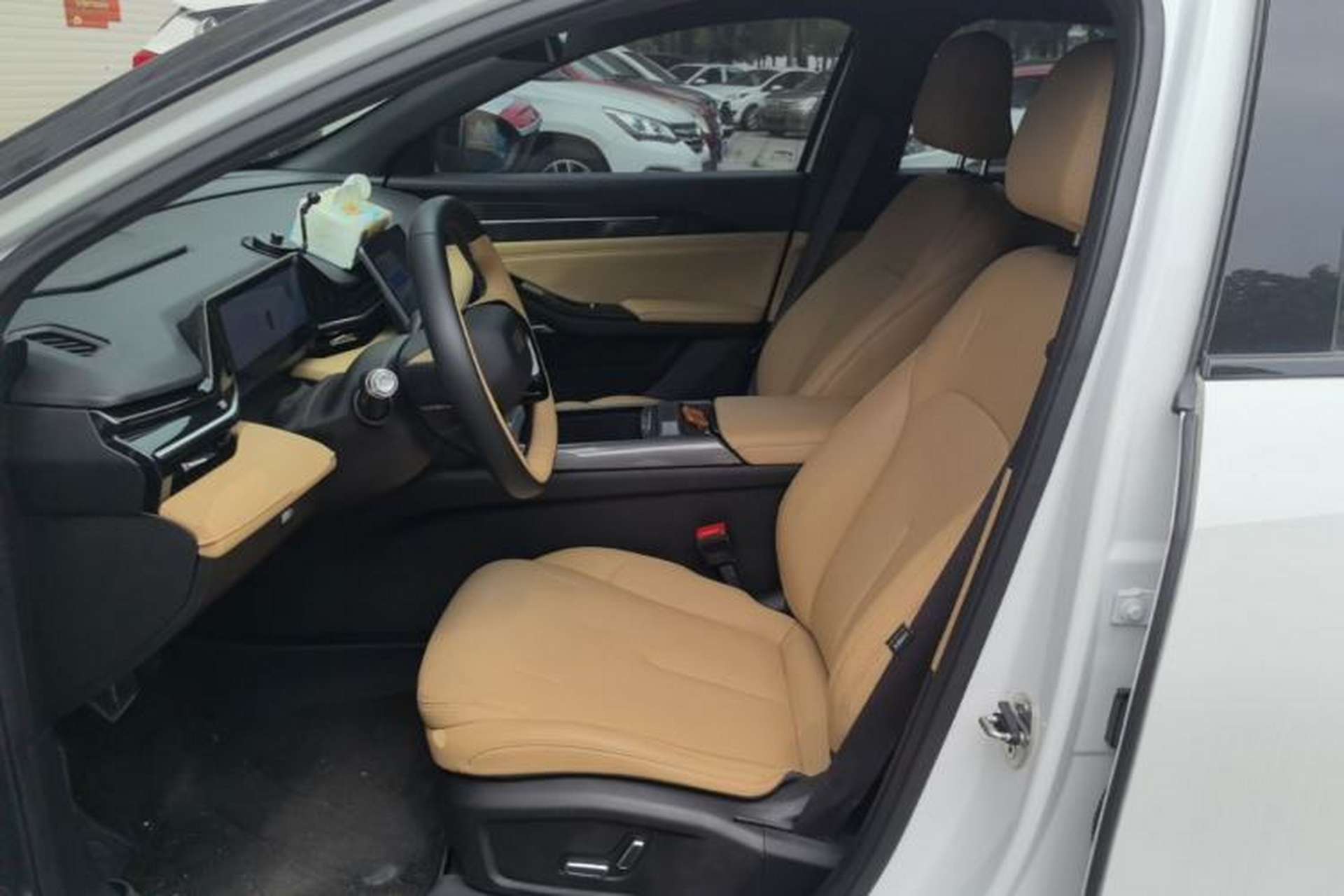 Used Geely Galaxy L6 2024 125km Creative Edition Left Front Seat