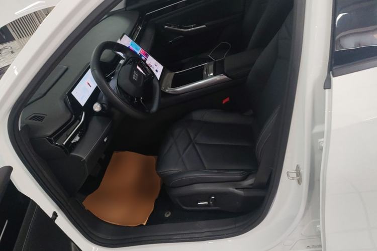 Used Geely Galaxy L6 2024 60km PLUS Dragon Edition Left Front Seat