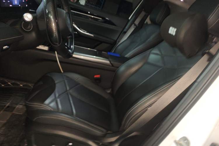 Used Geely Galaxy L6 2024 125km PLUS Dragon Edition Left Front Seat