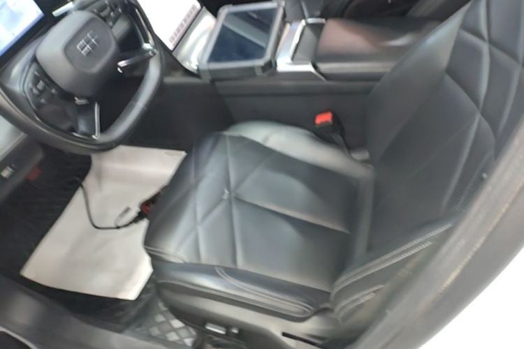 Used Geely Galaxy L6 2024 125km PLUS Dragon Edition Left Front Seat