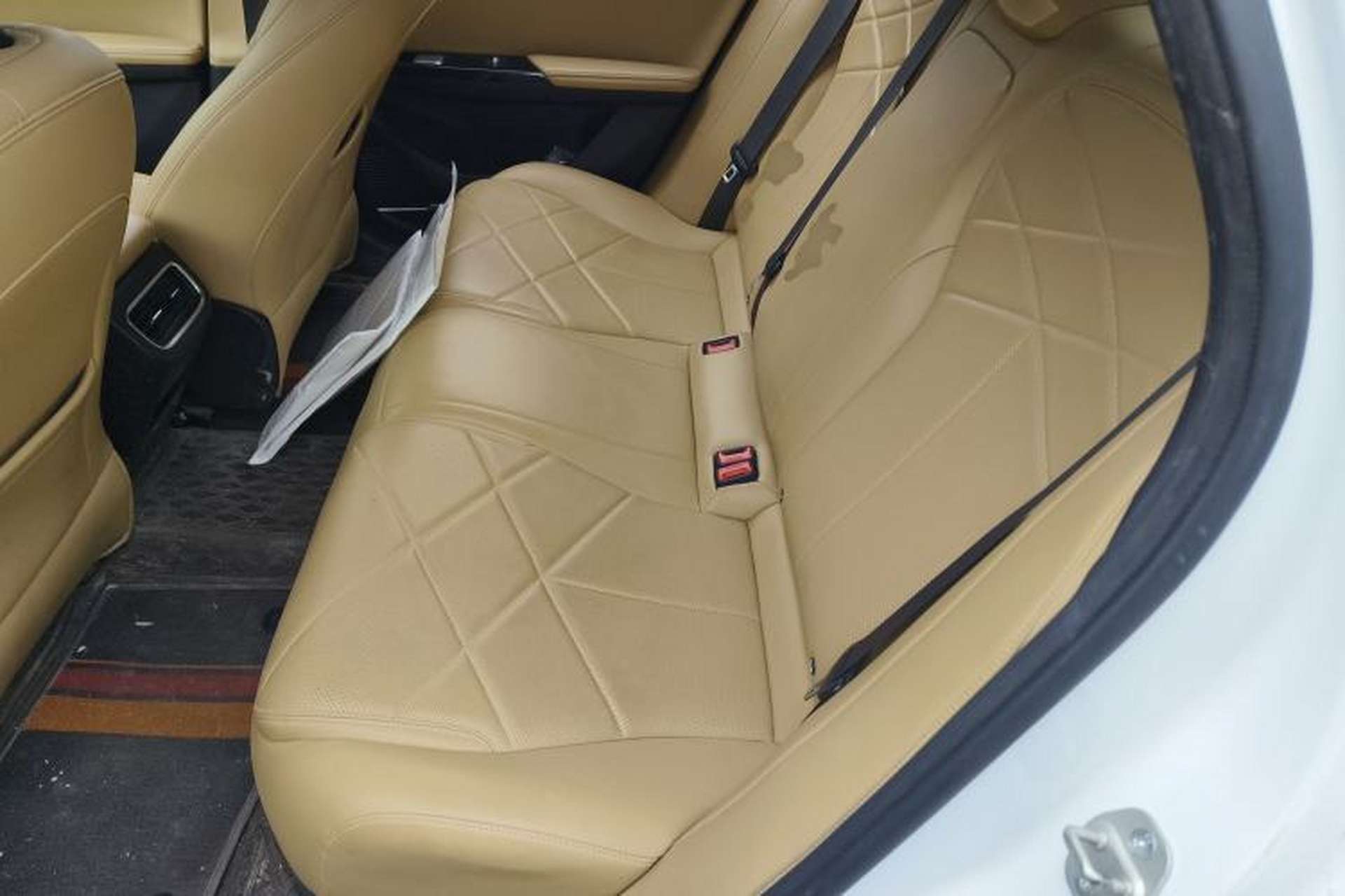 Used Geely Galaxy L6 2024 125km PLUS Dragon Edition Left Rear Seat