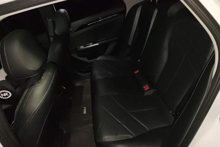 Used Geely Galaxy L6 2024 125km PLUS Dragon Edition Left Rear Seat