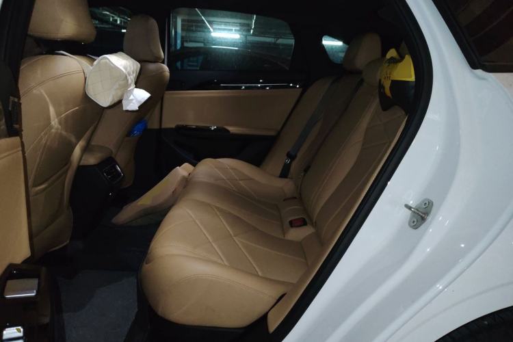 Used Geely Galaxy L6 2024 125km PLUS Dragon Edition Left Rear Seat