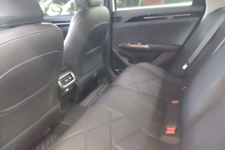 Used Geely Galaxy L6 2024 125km PLUS Dragon Edition Left Rear Seat