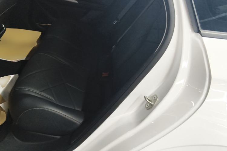 Used Geely Galaxy L6 2024 125km PLUS Dragon Edition Left Rear Seat