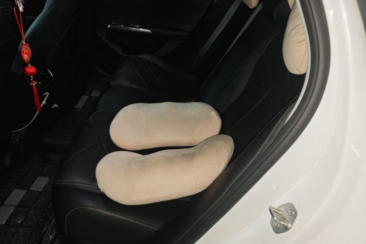 Used Geely Galaxy L6 2024 125km PLUS Dragon Edition Left Rear Seat