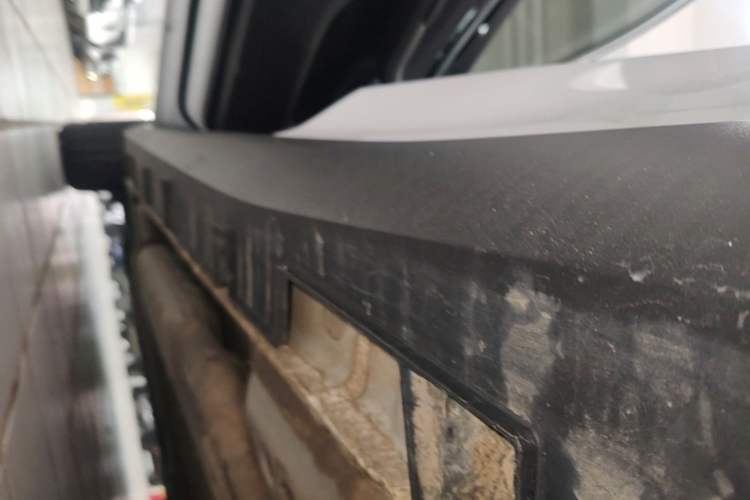 Used Geely Galaxy L6 2024 60km PLUS Dragon Edition Left Side Sill