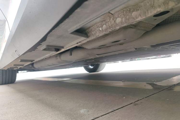 Used Geely Galaxy L6 2024 125km PLUS Dragon Edition Left Side Sill