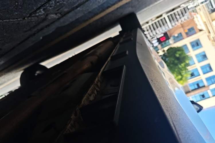 Used Geely Galaxy L6 2024 125km PLUS Dragon Edition Left Side Sill