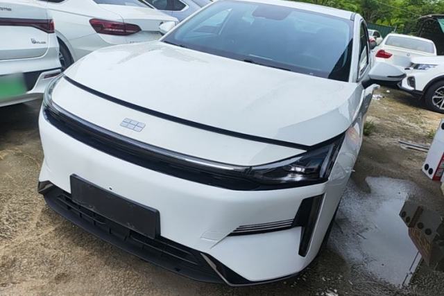 Used Geely Galaxy L6 2024 60km PLUS Dragon Edition