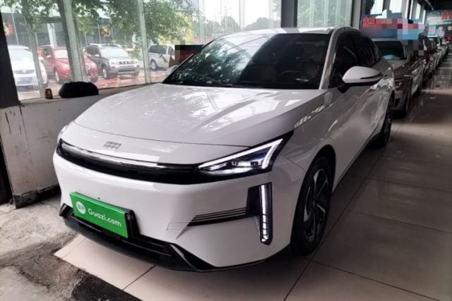 Used Geely Galaxy L6 2024 125km PLUS Dragon Edition