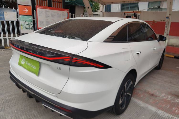 Used Geely Galaxy L6 2024 125km PLUS Dragon Edition Rear Right 45 Deg