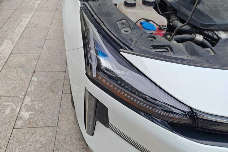 Used Geely Galaxy L6 2024 125km PLUS Dragon Edition Right Front Headlight