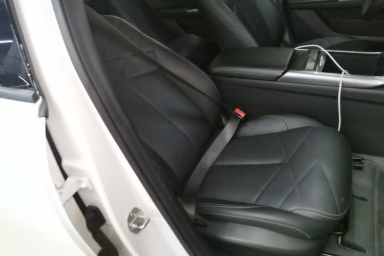 Used Geely Galaxy L6 2024 125km PLUS Dragon Edition Right Front Seat