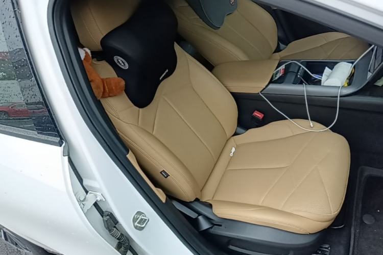 Used Geely Galaxy L6 2024 125km PLUS Dragon Edition Right Front Seat