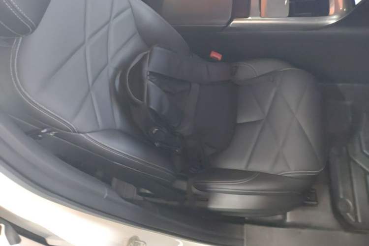 Used Geely Galaxy L6 2024 125km PLUS Dragon Edition Right Front Seat