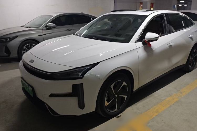 Used Geely Galaxy L6 2024 125km PLUS Dragon Edition Right Front Seat