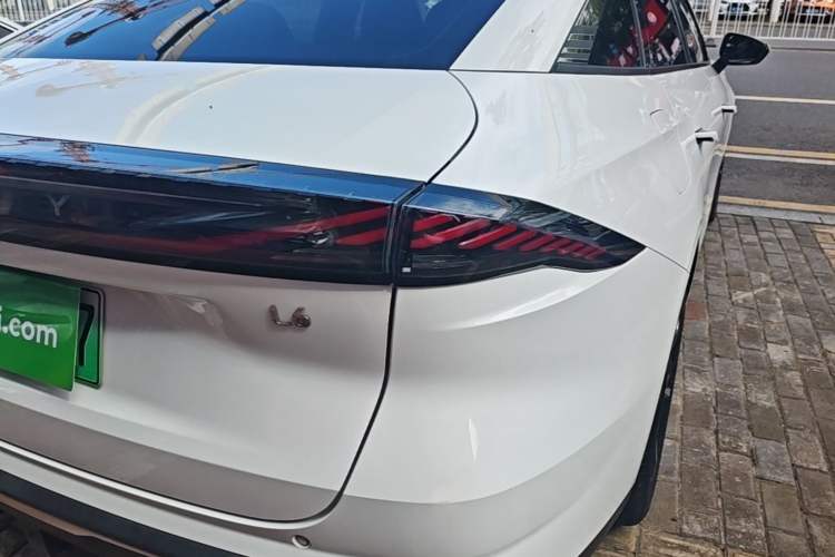 Used Geely Galaxy L6 2024 125km PLUS Dragon Edition Right Rear Taillight