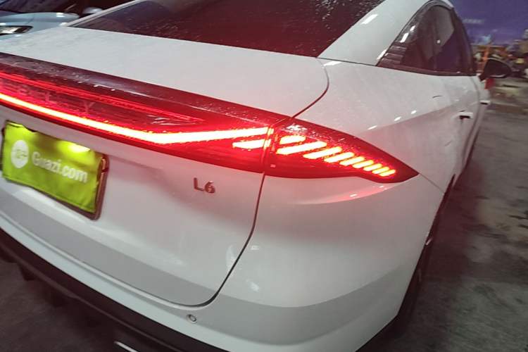 Used Geely Galaxy L6 2024 125km PLUS Dragon Edition Right Rear Taillight