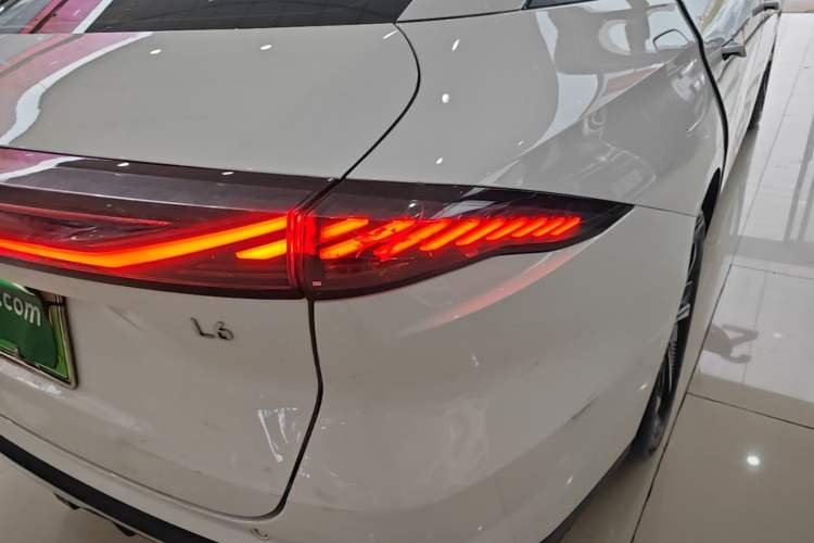 Used Geely Galaxy L6 2024 125km PLUS Dragon Edition Right Rear Taillight