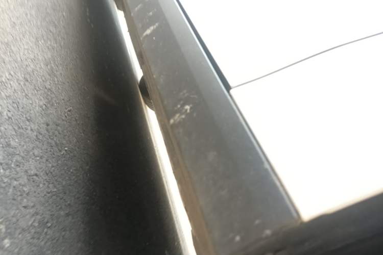 Used Geely Galaxy L6 2024 125km PLUS Dragon Edition Right Side Sill