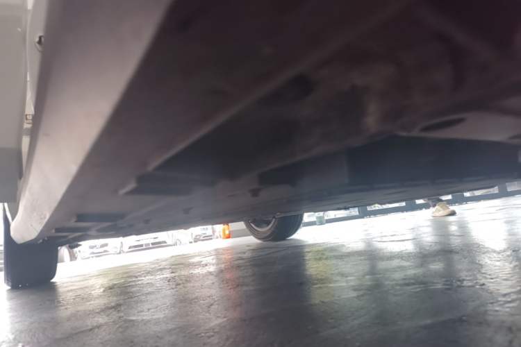 Used Geely Galaxy L6 2024 125km PLUS Dragon Edition Right Side Sill