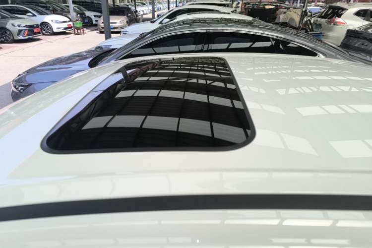 Used Geely Galaxy L6 2024 125km PLUS Dragon Edition Roof
